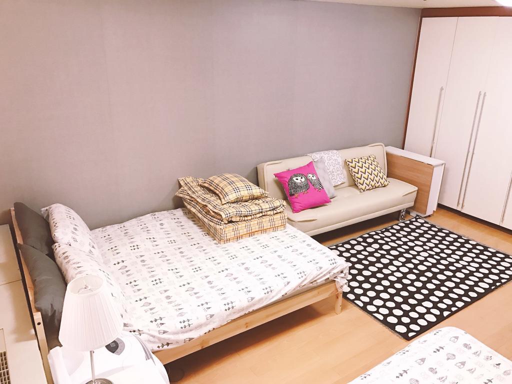 Jyp House *