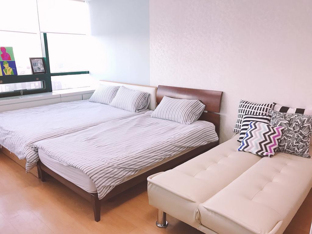 Jyp House *