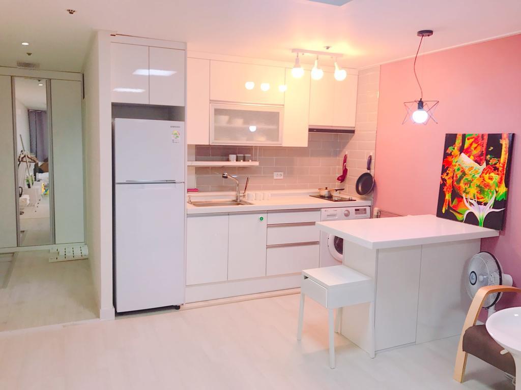 Apartment Jyp House *