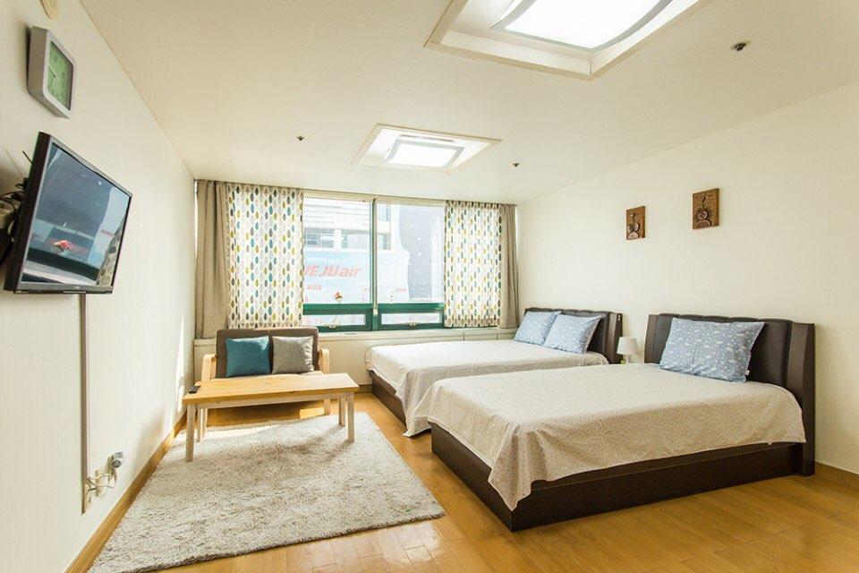 Apartment Jyp House *