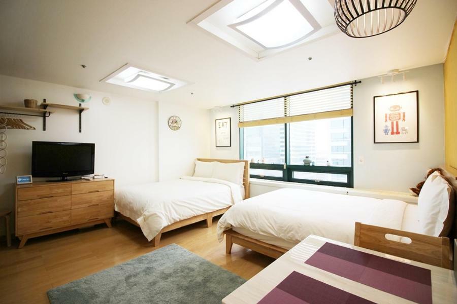Jyp House *
